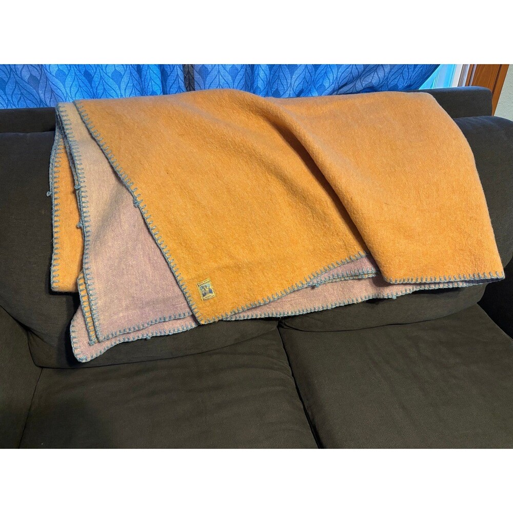 Vintage kenwood wool blanket play camp warm purple yellow cabin